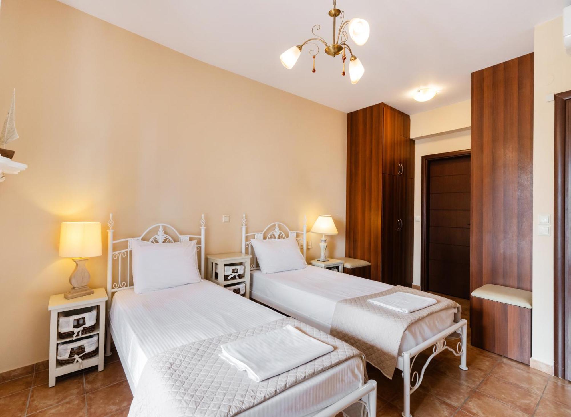 Villa Galini นีดรี ภายนอก รูปภาพ